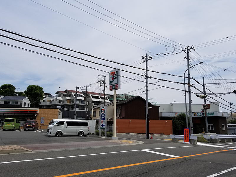 お車でお越しの方へ3